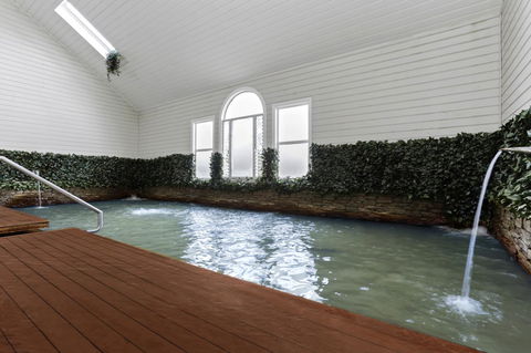 Deep Blue Hotel & Hot Springs - Accommodation Bookings 12