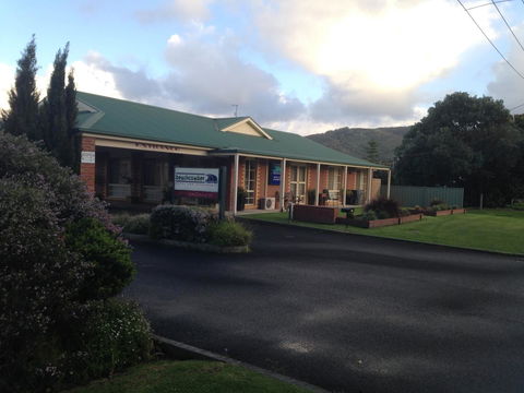 Beachcomber Motel & Apartments - Accommodation Bookings 3