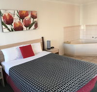 Beachcomber Motel  Apartments - Accommodation Bookings
