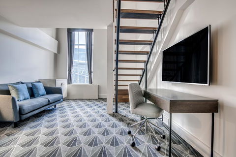 The Savoy Hotel On Little Collins Melbourne - Accommodation Bookings 9