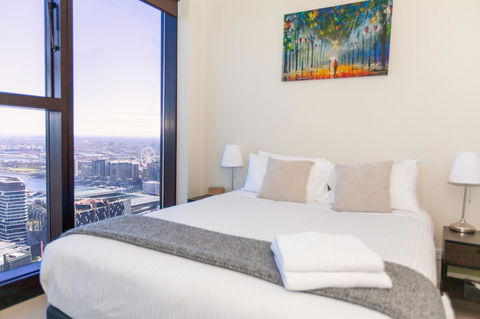Melbourne SkyHigh Apartments - Accommodation Bookings 6
