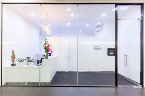 Melbourne SkyHigh Apartments - Accommodation Bookings 10