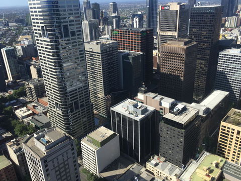 Melbourne SkyHigh Apartments - Accommodation Bookings 32