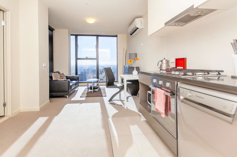 Melbourne SkyHigh Apartments - Accommodation Bookings 2