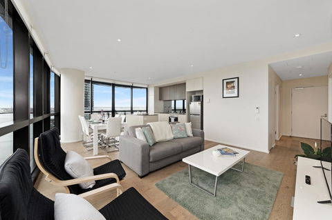 Best Views On Collins - Accommodation Bookings 25