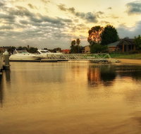Waterfront Retreat - Accommodation Bookings