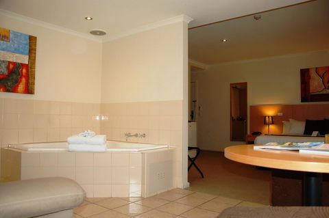 Mercure Hotel Mildura - Accommodation Bookings 24