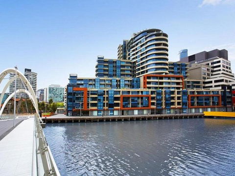 Melbourne Holiday Apartments Flinders Wharf - Accommodation Bookings 11