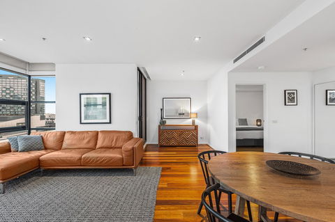 Melbourne Holiday Apartments Flinders Wharf - Accommodation Bookings 24