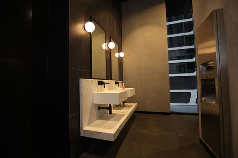 Melbourne Empire Apartments - Accommodation Bookings 4