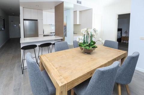 Waterfront Melbourne Apartments - Accommodation Bookings 10