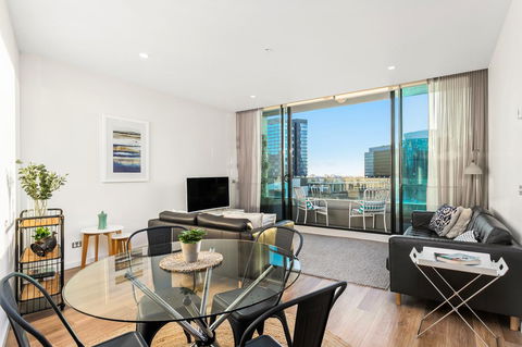 Waterfront Melbourne Apartments - Accommodation Bookings 11