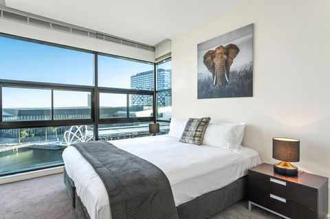 Waterfront Melbourne Apartments - Accommodation Bookings 7