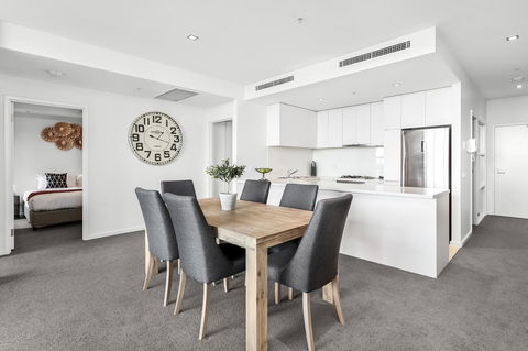 Waterfront Melbourne Apartments - Accommodation Bookings 31