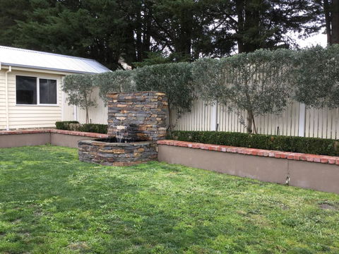 Lovely 5BR Full House In Glen Waverley, Walk To Train, Bus & Shops - Accommodation Bookings 17