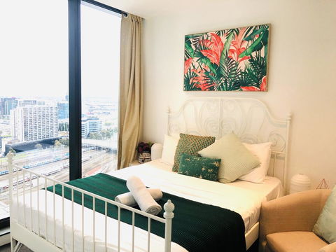 The Escape In Southern Cross Station - Accommodation Bookings 29