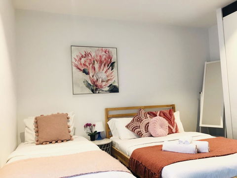 The Escape In Southern Cross Station - Accommodation Bookings 1