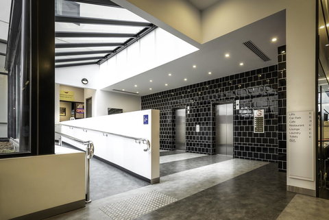 Essence Hotel Carlton - Accommodation Bookings 26