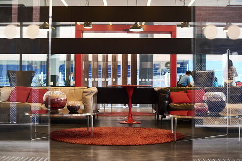 Essence Hotel Carlton - Accommodation Bookings 19