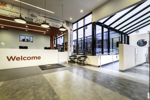 Essence Hotel Carlton - Accommodation Bookings 22