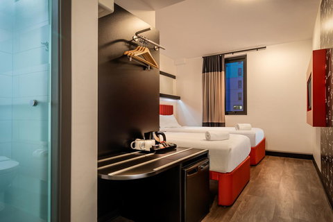 Essence Hotel Carlton - Accommodation Bookings 13