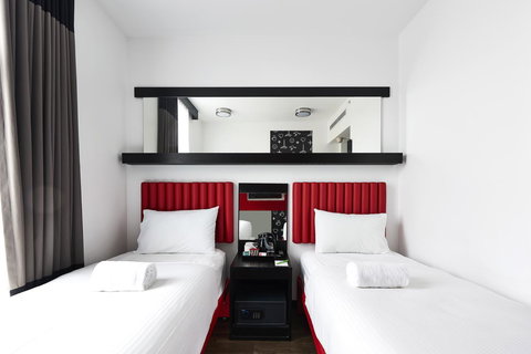 Essence Hotel Carlton - Accommodation Bookings 35