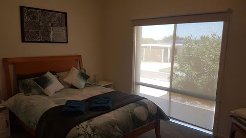 Island Escape - Accommodation Bookings 6