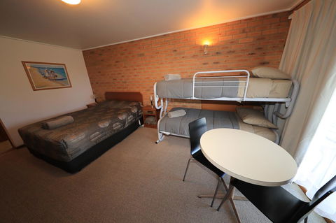 Quays Motel San Remo - Accommodation Bookings 11