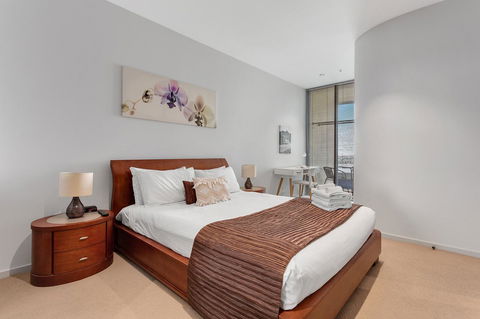 Docklands Private Collection - NEWQUAY - Accommodation Bookings 3