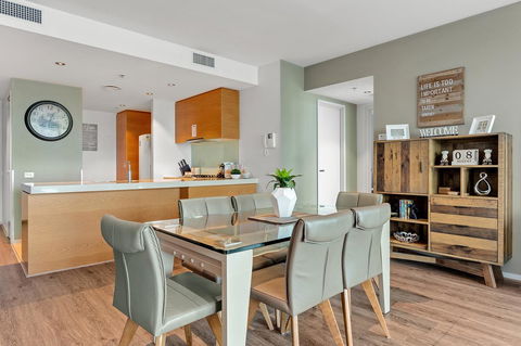 Docklands Private Collection - NEWQUAY - Accommodation Bookings 1
