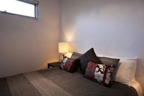 Battery Cove Beach Front Apartment - Accommodation Bookings 13