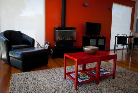 Battery Cove Beach Front Apartment - Accommodation Bookings 10