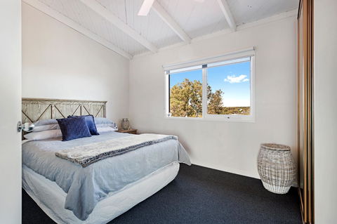 Beachside House - Accommodation Bookings 13
