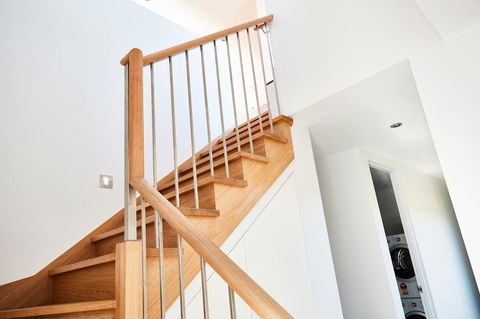 Richmond Â· 3 Level Architecturally Designed Richmond House - Accommodation Bookings 12