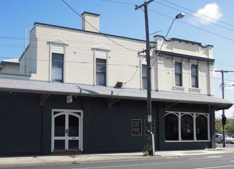 Plough Hotel - Accommodation Bookings 31