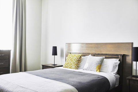 Plough Hotel - Accommodation Bookings 0