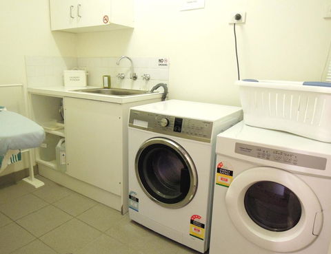 Plough Hotel - Accommodation Bookings 29