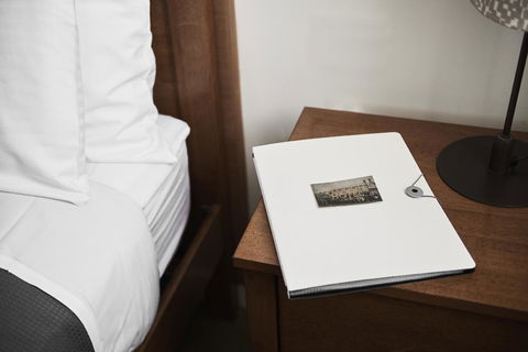 Plough Hotel - Accommodation Bookings 10