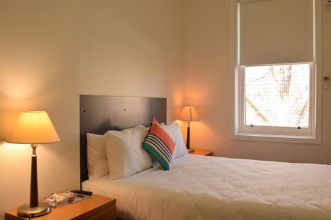 CROWN CENTRAL BUSINESS DISTRICT MOTEL - NO UNDER 18s - Accommodation Bookings 32