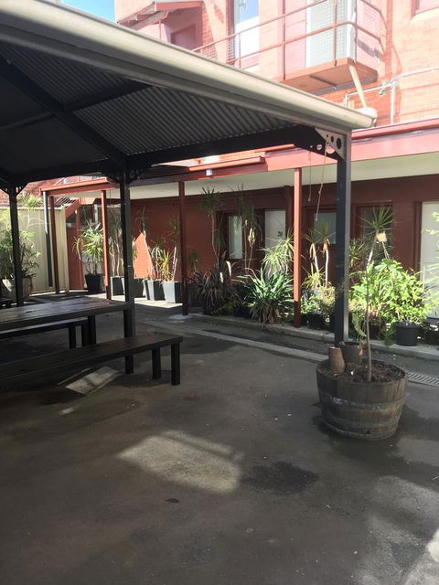 CROWN CENTRAL BUSINESS DISTRICT MOTEL - NO UNDER 18s - Accommodation Bookings 20