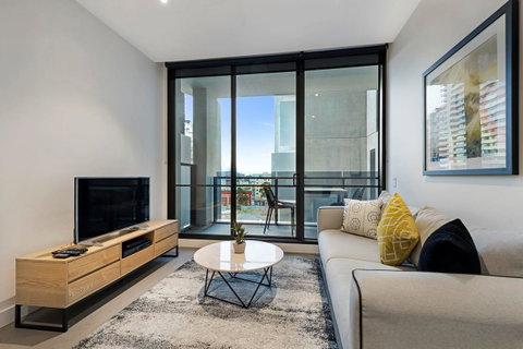 The Eminence Apartments By CLLIX - Accommodation Bookings 9
