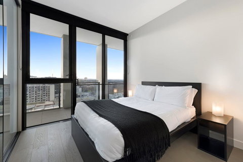 The Eminence Apartments By CLLIX - Accommodation Bookings 7