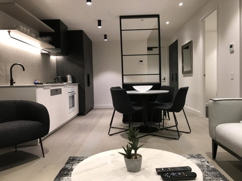 The Eminence Apartments By CLLIX - Accommodation Bookings 20