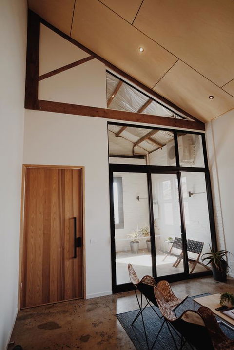 THE WAREHOUSE APARTMENTS - Accommodation Bookings 15