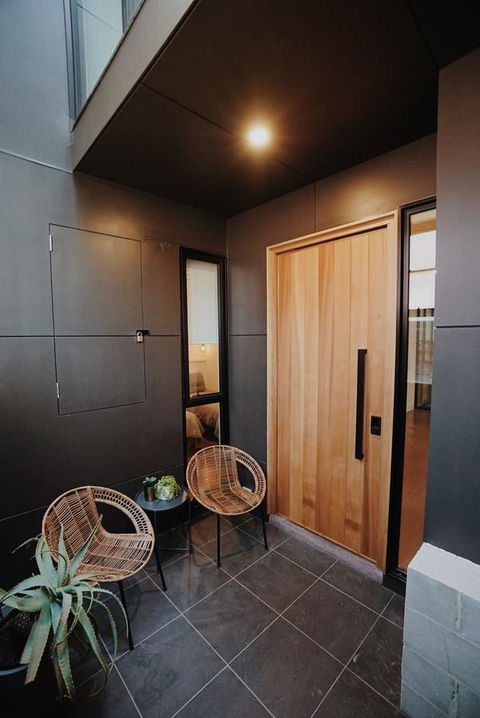 THE WAREHOUSE APARTMENTS - Accommodation Bookings 5