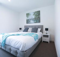 Box Hill 2 Bedroom Apt La Maison 02