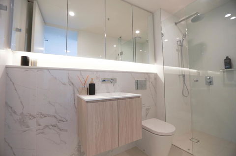 Box Hill 2 Bedroom Apt (La Maison) 02 - Accommodation Bookings 4