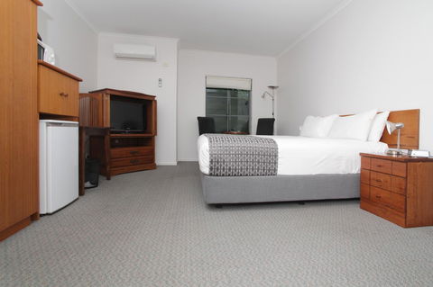 Quality Inn & Suites The Menzies - Accommodation Bookings 4