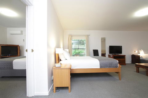 Quality Inn & Suites The Menzies - Accommodation Bookings 11