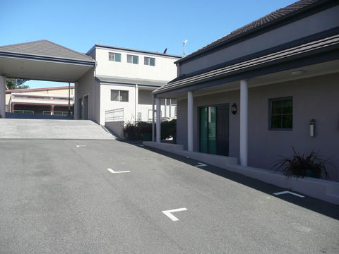 Quality Inn & Suites The Menzies - Accommodation Bookings 5